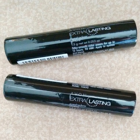 🆕 2 pcs Avon Extra Lasting Eyeshadow - Picture 1 of 4
